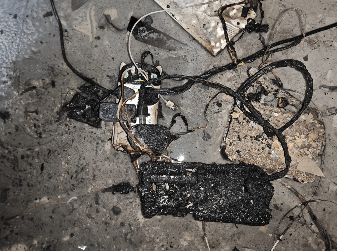 北京一居民带电动车电池回家充,爆炸起火!行政拘留10天!