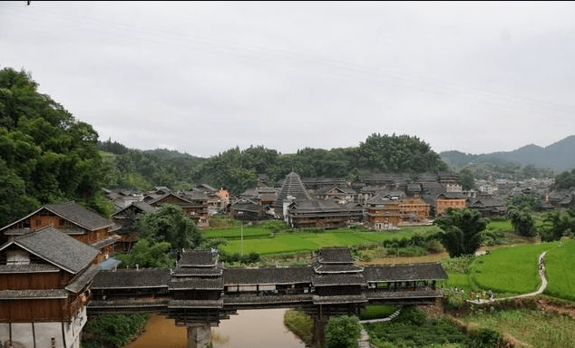 崇左市(5个:宁明县城中镇珠连村,大新县堪圩乡明仕村,凭祥市上石镇练