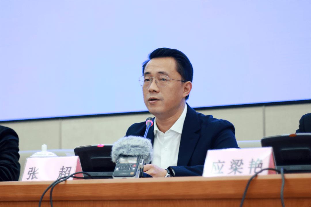 舟山医院党委副书记,院长张超作答一是实现"输血"到"造血"的转变,强化