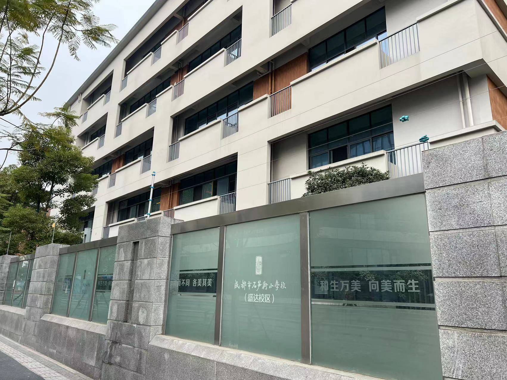 国宾板块10盘顺销,主城改善党的退路_项目_置地_片区