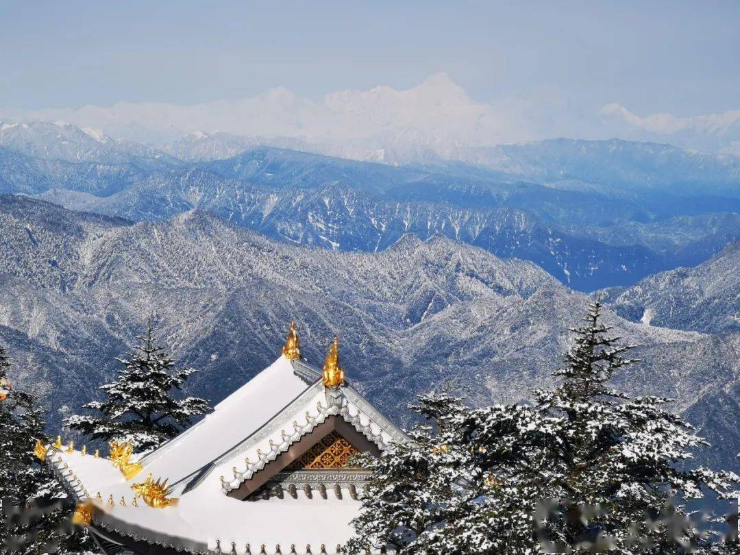 去峨眉山滑雪吧,还可以赢得最高奖金3万元!_冰雪_镜头_温泉节