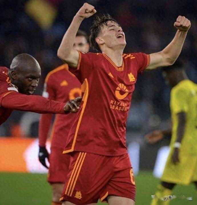 罗马19岁新星斩首球激动落泪,穆帅热拥:我也哭了_皮西利_比赛_进行了