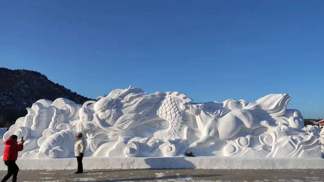 【百日行动】金冬世界 林海热雪来伊春金林赏雪雕盛宴,感雪趣冰情