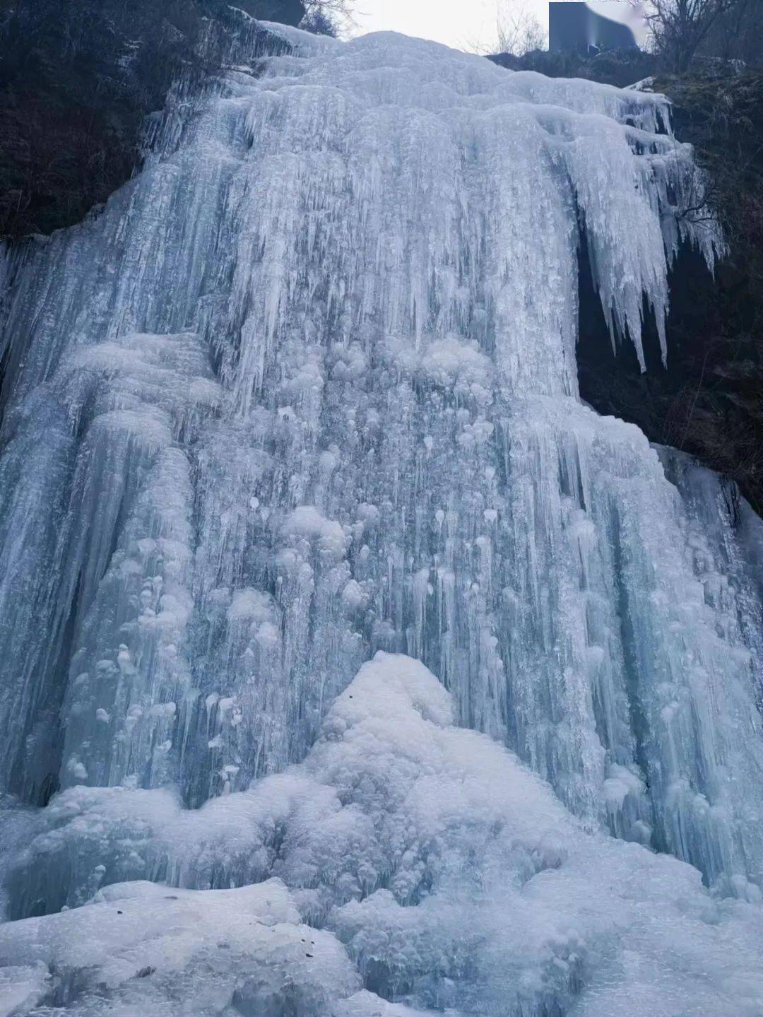 本周冬季限定玩法上线登山赏雪雪场驰骋网红冰瀑疯狂星期二开抢啦
