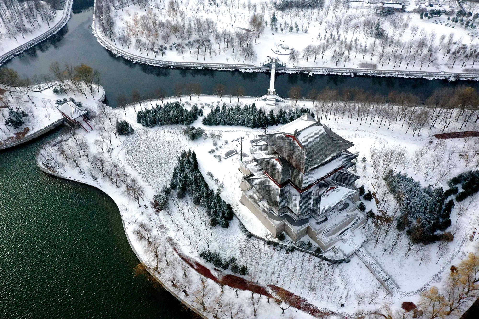 冬雪如畫_雪景_黃山風景區_甘肅省