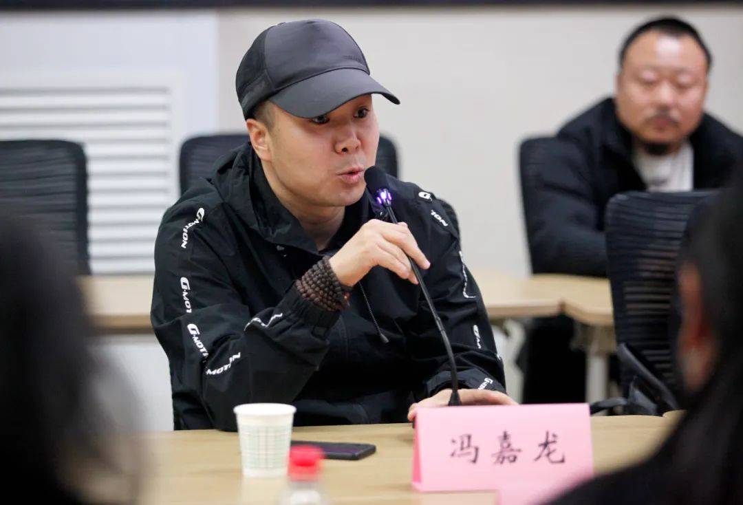 导演冯嘉龙说:"非常感谢各位老师对这部电影的喜爱以及提出的建议.