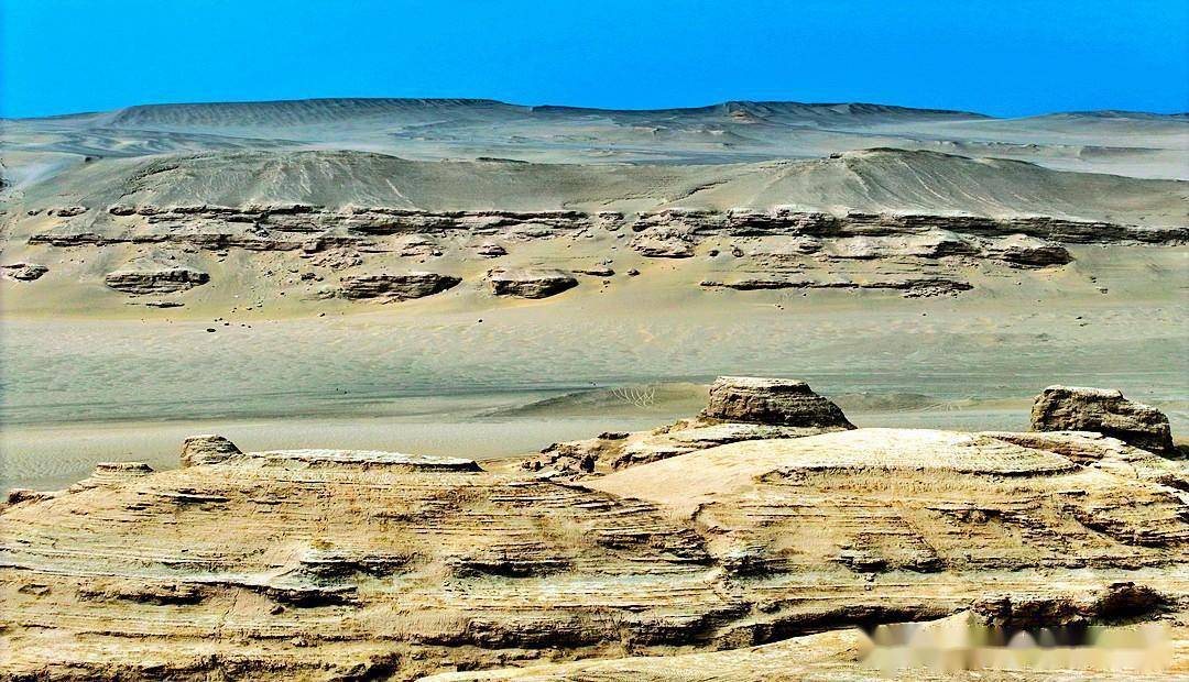 《青海行》大漠戈壁雅丹地貌_柴达木盆地_国道_大西北