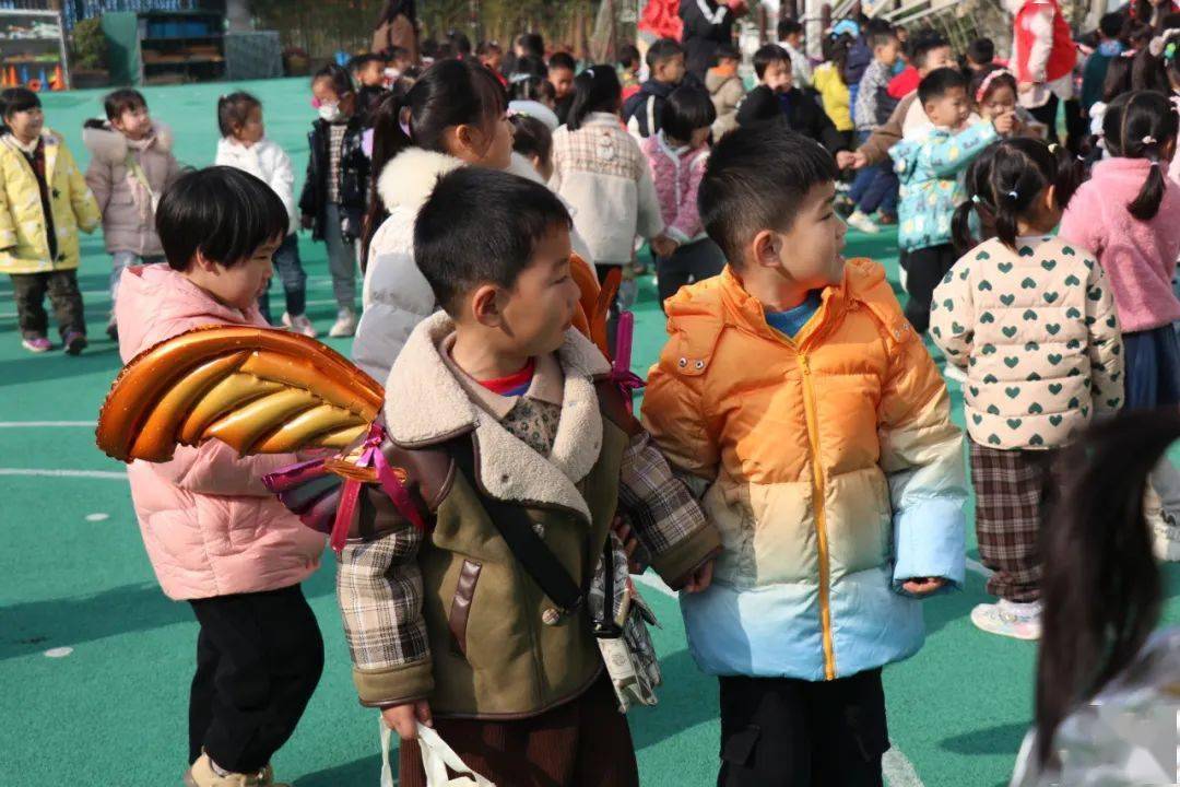 【品牌活动|童心力行——成长节】滴水成海,汇聚温暖——记凤凰中心