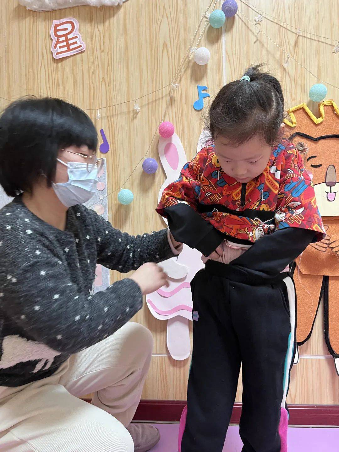 通州區幼兒園小五班——多彩冬日,