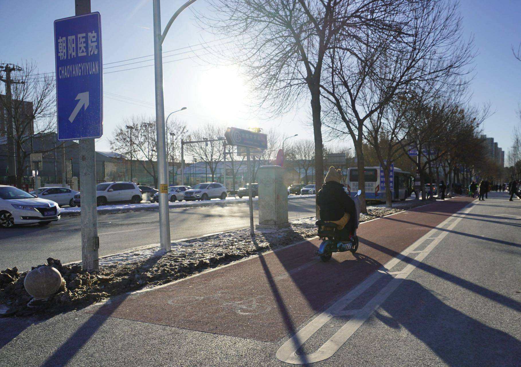 朝阳医院快速通道-朝阳医院从哪个门进 
