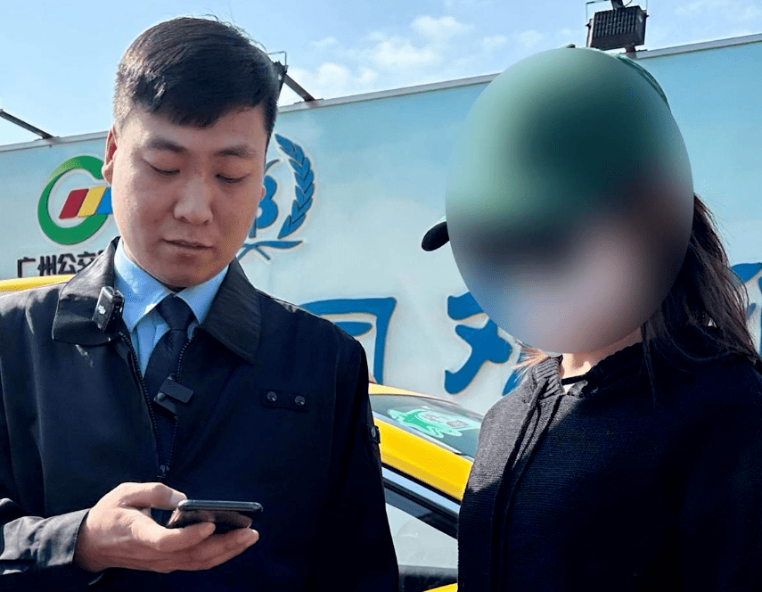 女乘客凌晨打車結賬多付17萬元被司機全城急尋:近日,廣東廣州一女乘客