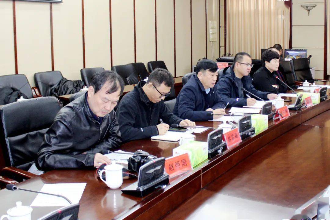 旗政府与域外企业座谈为经济发展聚力蓄能_发展中心_交流_阿荣旗