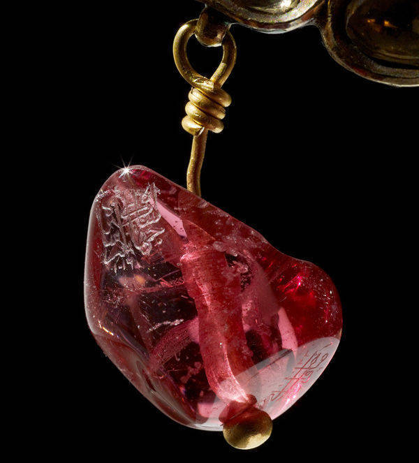 鉴赏|宝石上的王权:印度王公与定制珠宝艺术