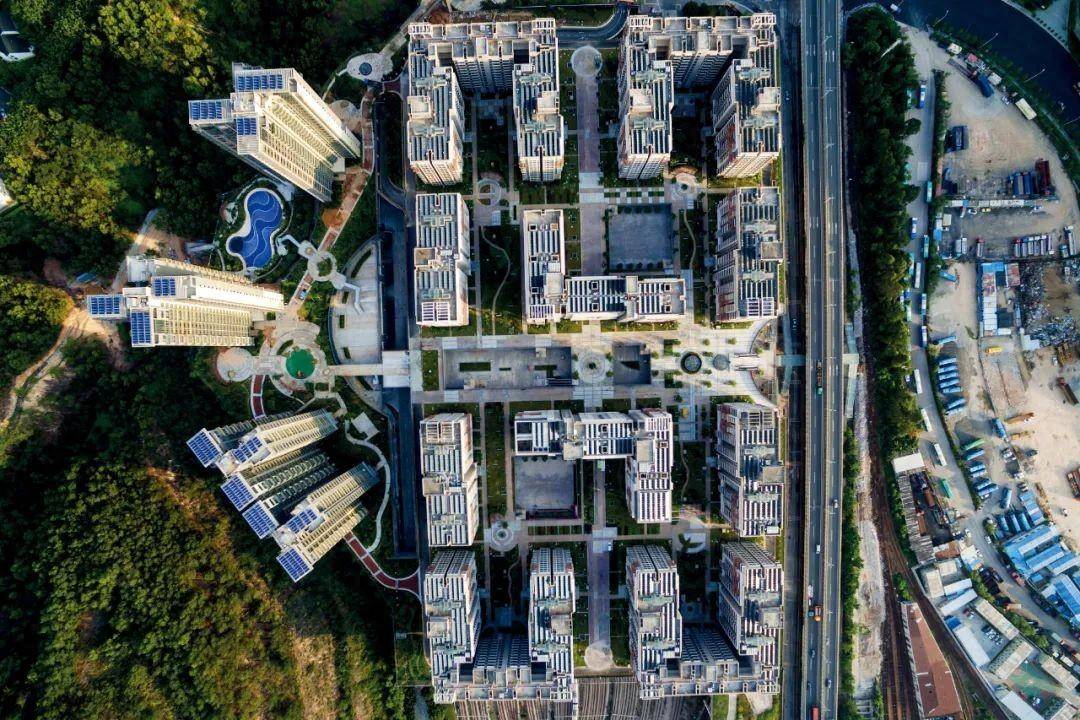 六成市民可入住政府提供住房，深圳如何做到？