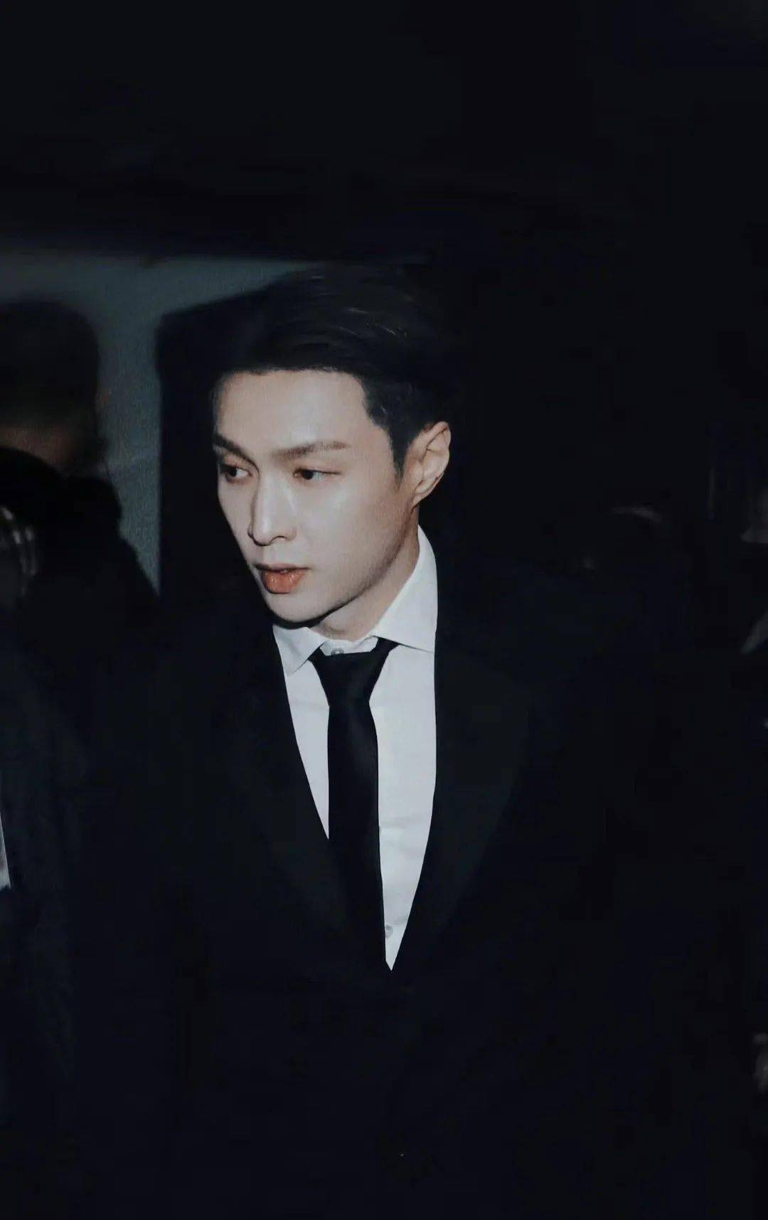 一问一答 | 脱衣舞lisa和baby,人淡如菊女星,蔡徐坤,赵丽颖刘宇宁