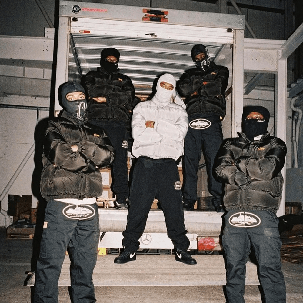 国潮还要在下水道呆多久?_品牌_文化组_supreme