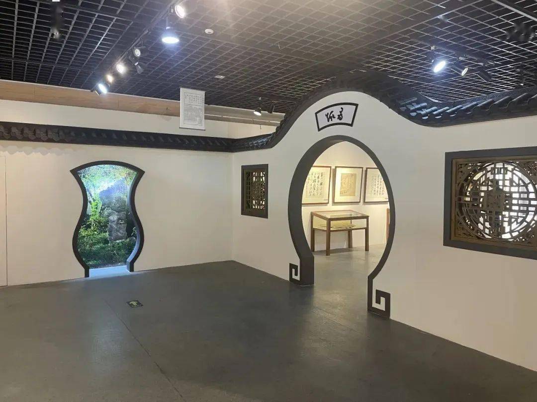 展覽地點:蘭溪市博物館二樓臨展廳展覽圍繞李漁在蘭溪夏李村伊園隱居