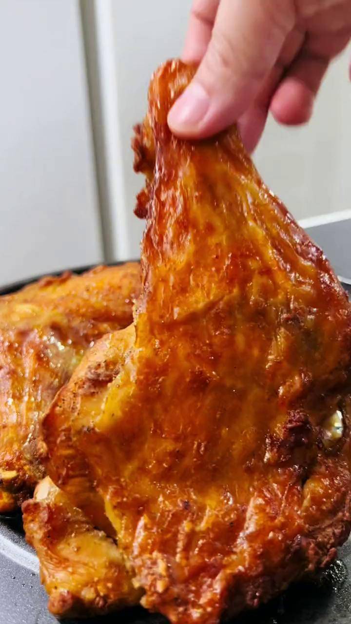 肯德基 新出的霸王鸡腿,皮脆肉嫩,鲜嫩多汁超好吃肯德基新品 外酥里嫩