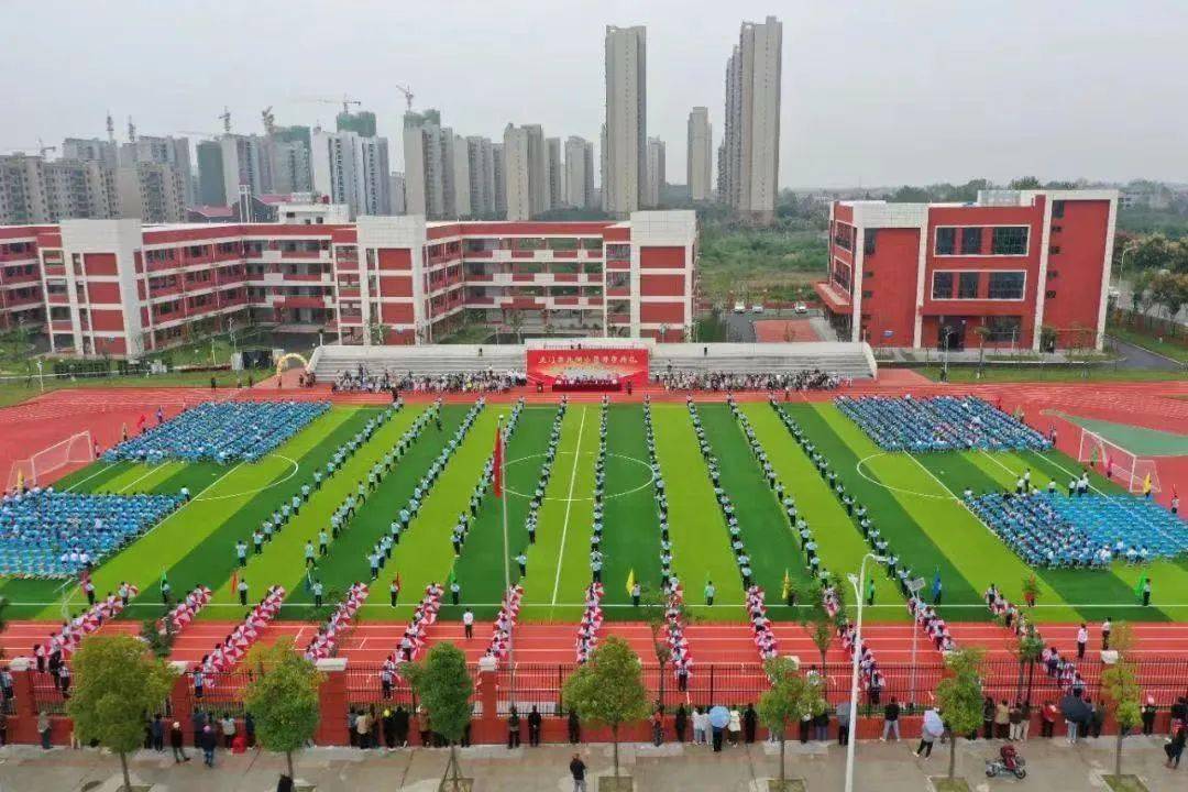 天门高新园中学图片