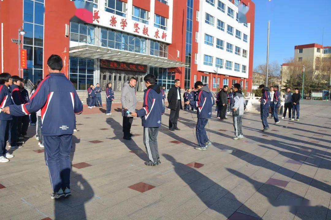 朔城区五中举办庆元旦迎新年系列活动_生活_氛围_比赛
